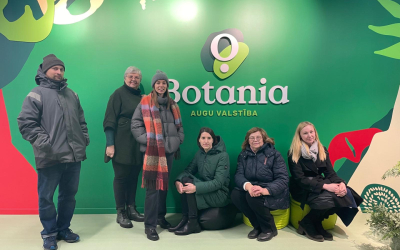 AREI pētnieki papildina Vides izglītības centra “BOTANIA” ekspozīciju